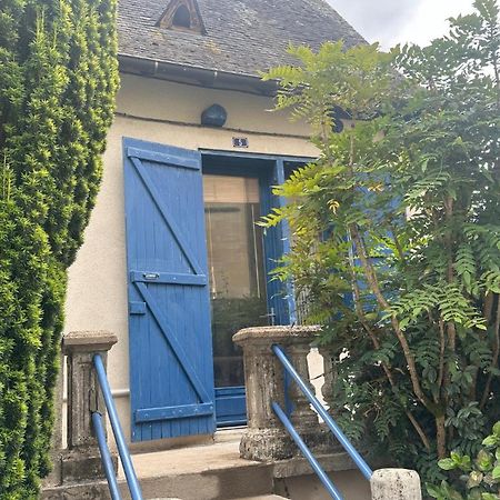 Gite Au Coeur De La Ville Ancienne Terrasson Екстериор снимка